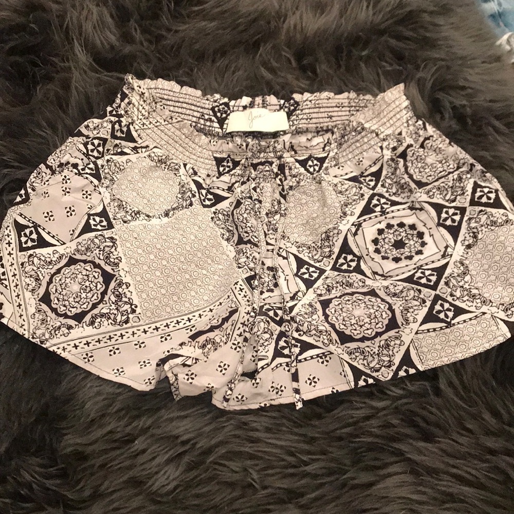 Joie pattern silk shorts